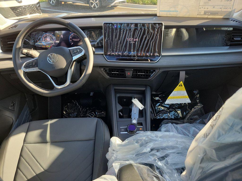 new 2025 Volkswagen Tiguan car, priced at $30,657