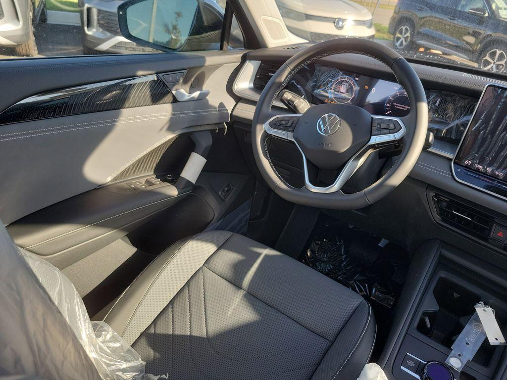 new 2025 Volkswagen Tiguan car, priced at $30,657