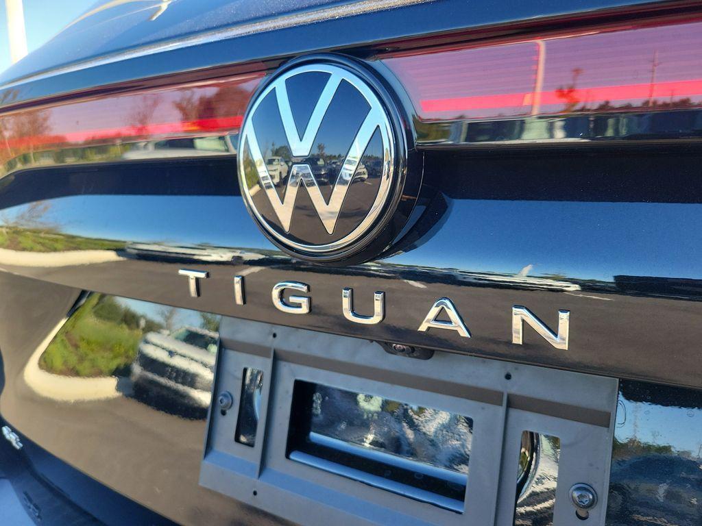 new 2025 Volkswagen Tiguan car, priced at $30,657