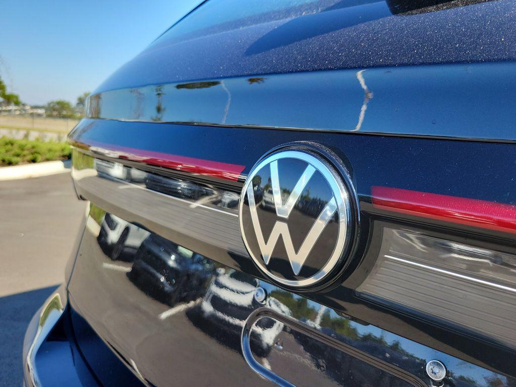 new 2025 Volkswagen Taos car, priced at $24,348