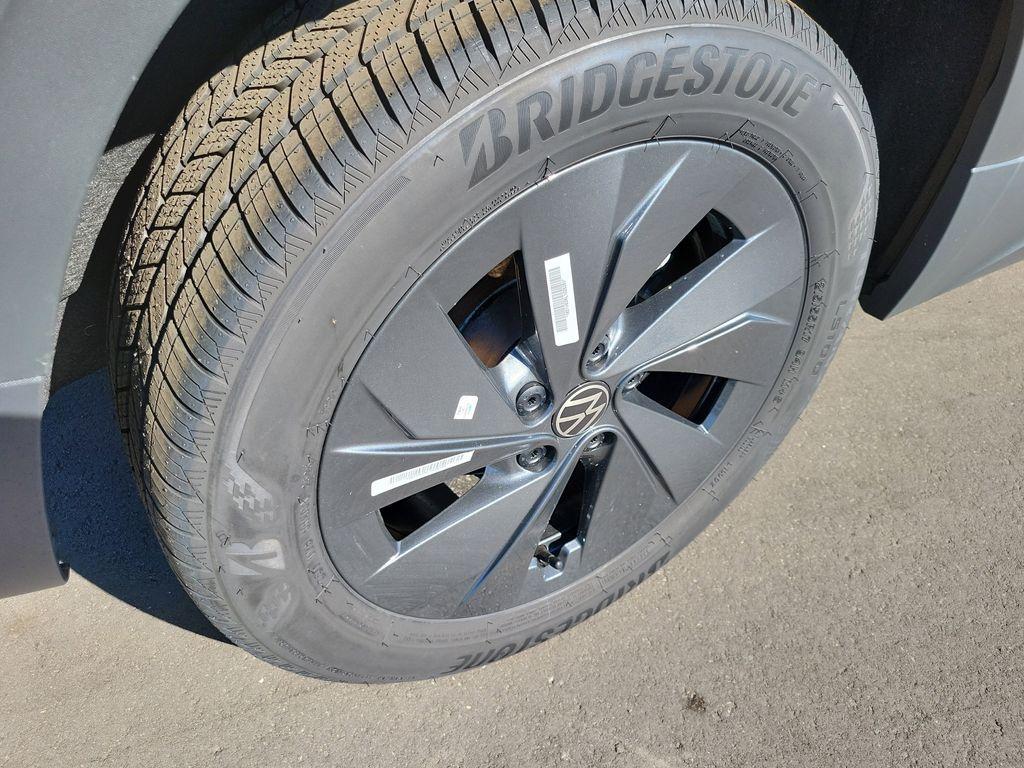 new 2025 Volkswagen Taos car, priced at $24,348