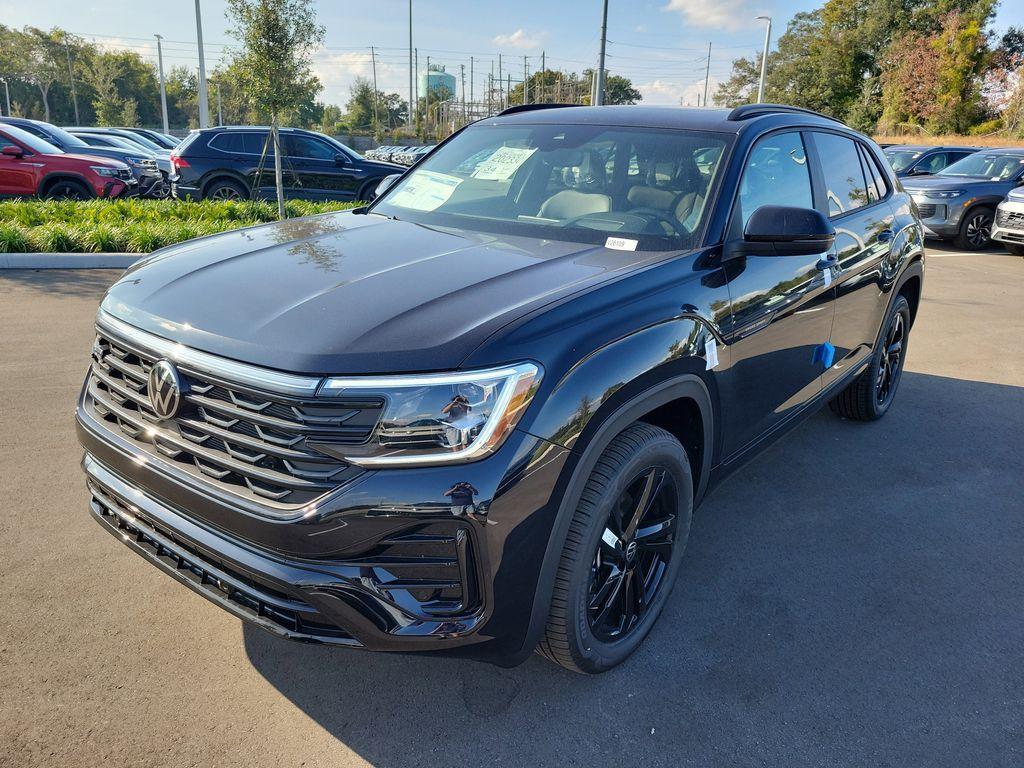 new 2026 Volkswagen Atlas Cross Sport car, priced at $49,609