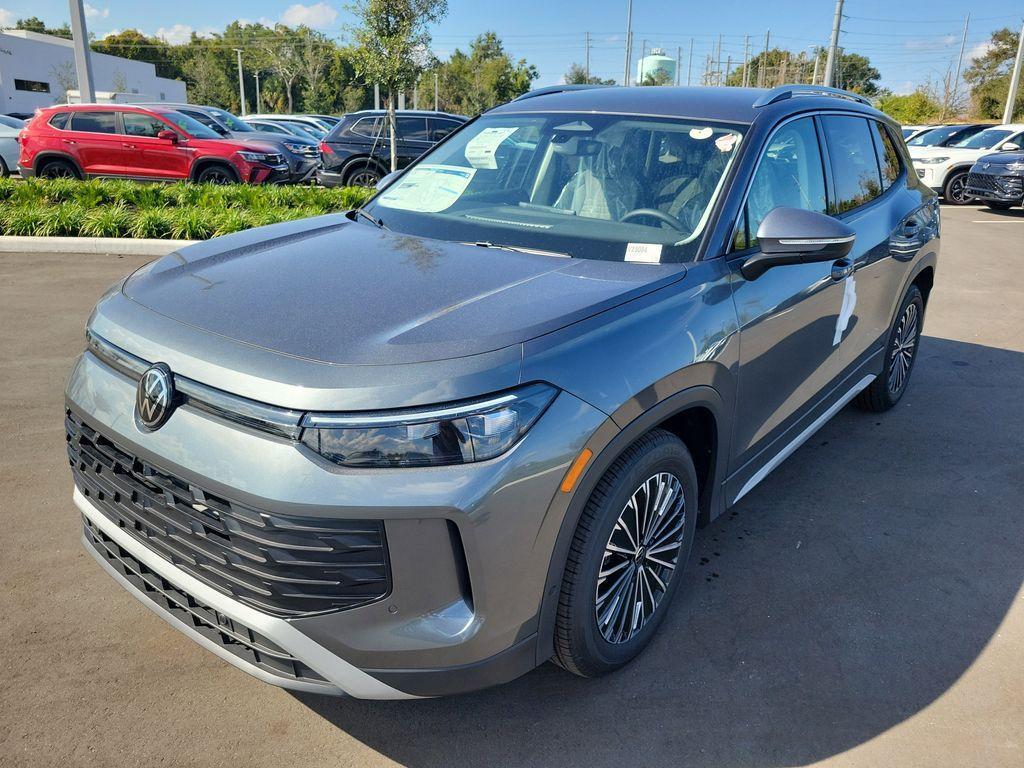 new 2025 Volkswagen Tiguan car, priced at $28,204