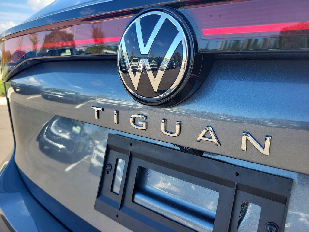 new 2025 Volkswagen Tiguan car, priced at $28,204