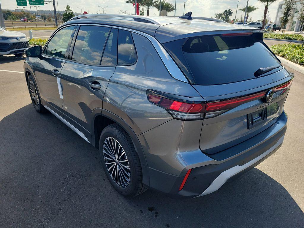 new 2025 Volkswagen Tiguan car, priced at $28,204