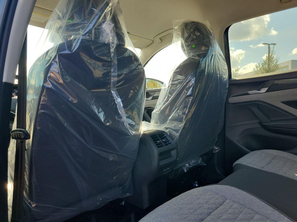 new 2025 Volkswagen Tiguan car, priced at $28,204