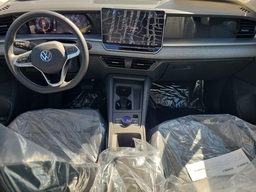 new 2025 Volkswagen Tiguan car, priced at $28,204