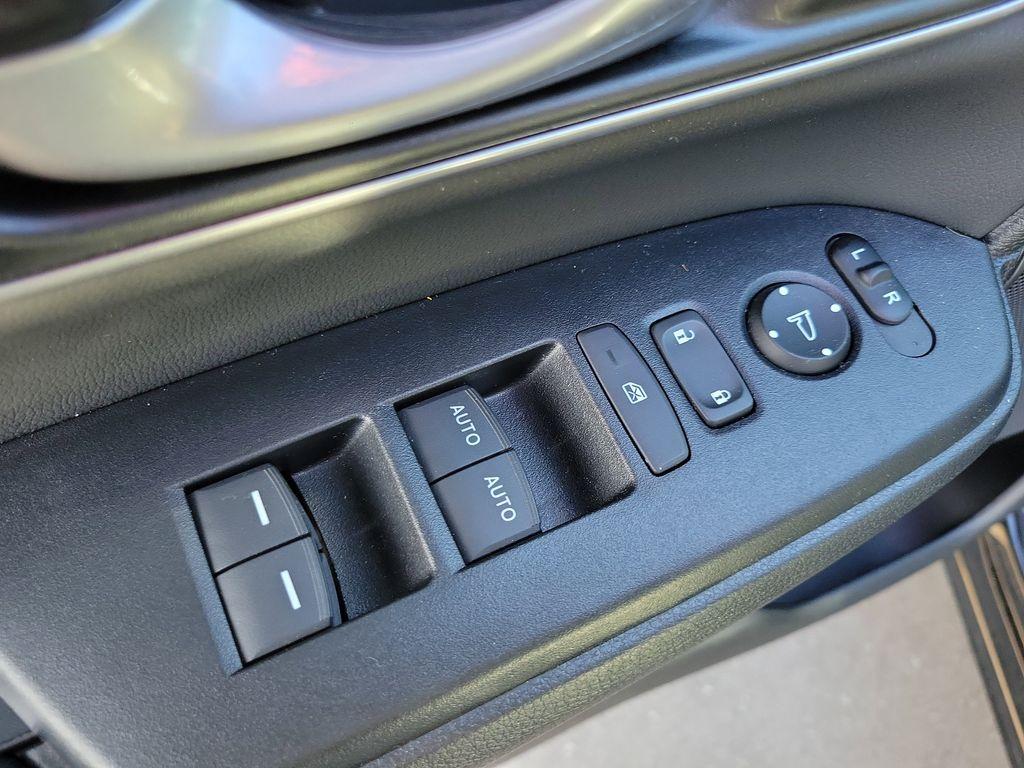 used 2022 Honda CR-V car, priced at $28,995