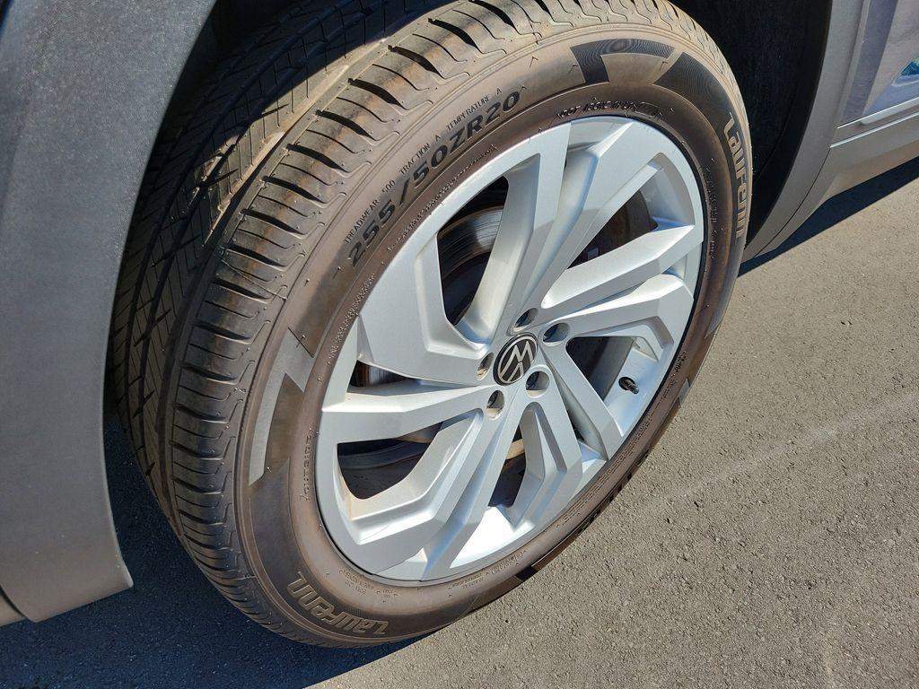 used 2023 Volkswagen Atlas Cross Sport car, priced at $26,995