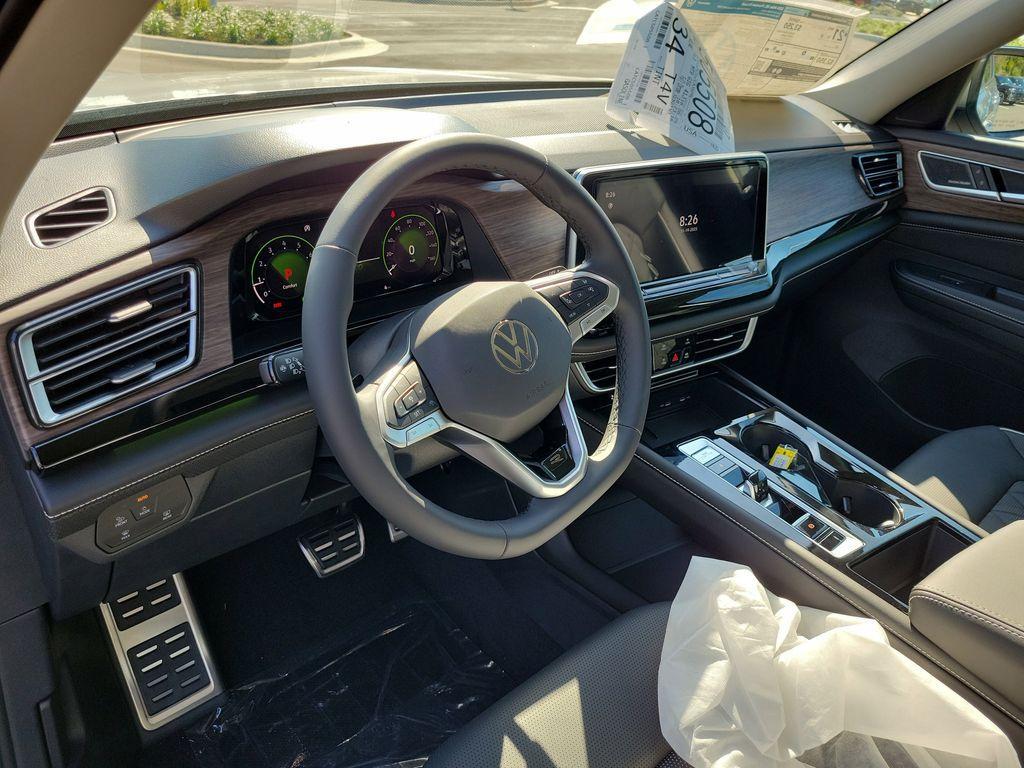 new 2026 Volkswagen Atlas car, priced at $53,644