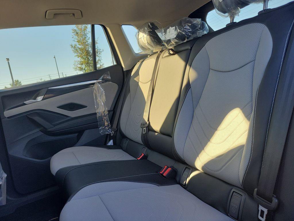 new 2025 Volkswagen Tiguan car, priced at $30,657