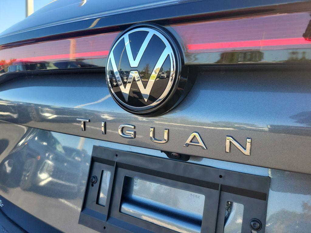 new 2025 Volkswagen Tiguan car, priced at $30,657