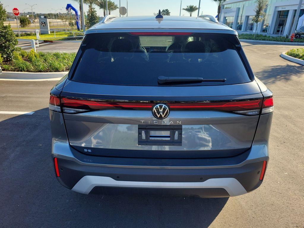 new 2025 Volkswagen Tiguan car, priced at $30,657