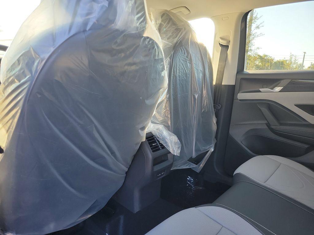 new 2025 Volkswagen Tiguan car, priced at $30,657