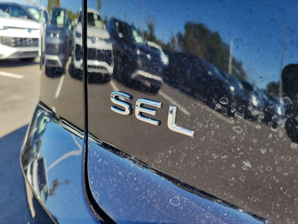 new 2026 Volkswagen Atlas Cross Sport car, priced at $52,569