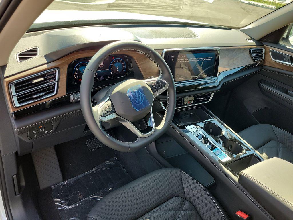 new 2026 Volkswagen Atlas car, priced at $44,053