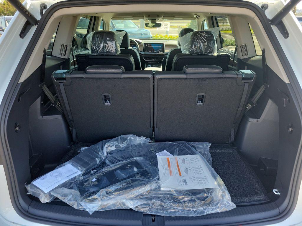 new 2026 Volkswagen Atlas car, priced at $44,053