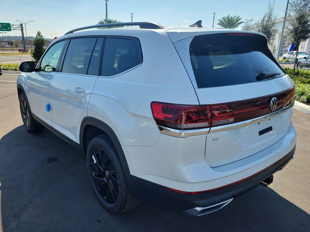 new 2026 Volkswagen Atlas car, priced at $44,053