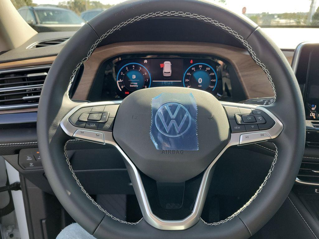 new 2026 Volkswagen Atlas car, priced at $44,053