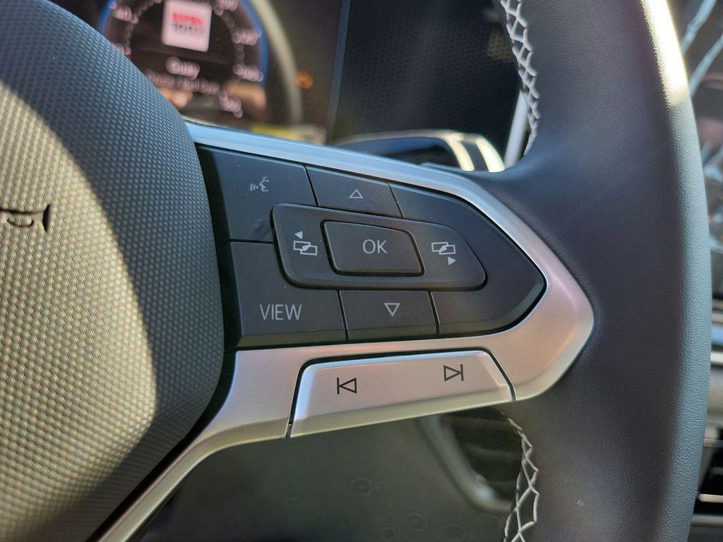 new 2025 Volkswagen Tiguan car, priced at $28,204