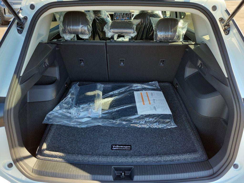 new 2025 Volkswagen Tiguan car, priced at $28,204