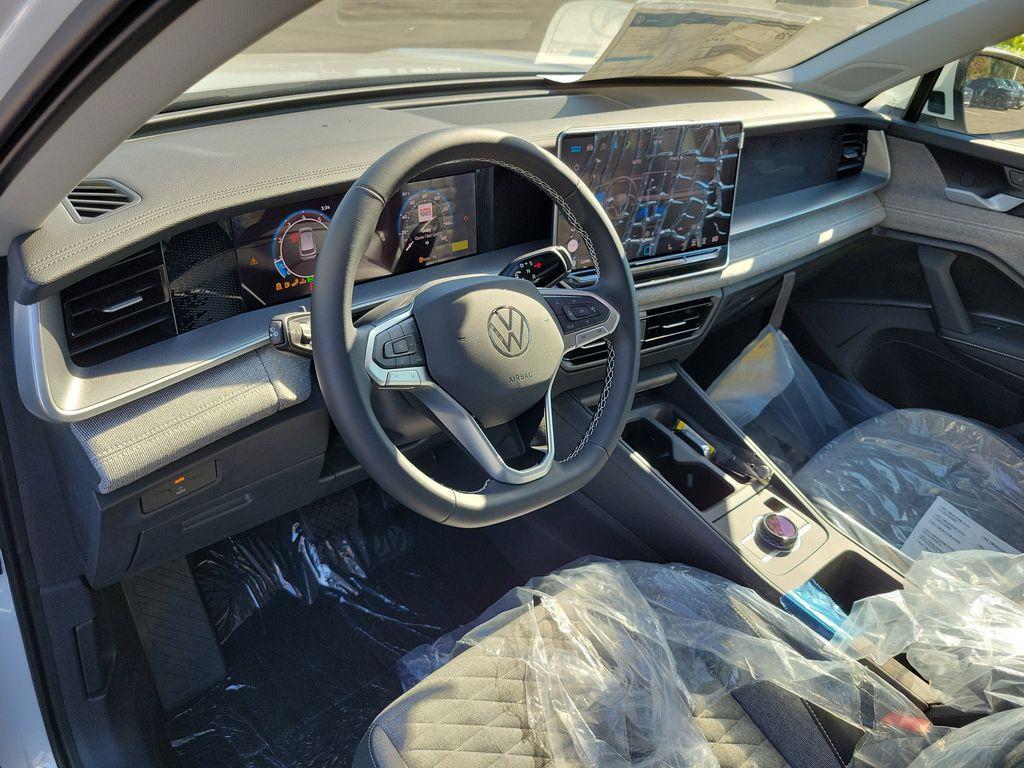 new 2025 Volkswagen Tiguan car, priced at $28,204