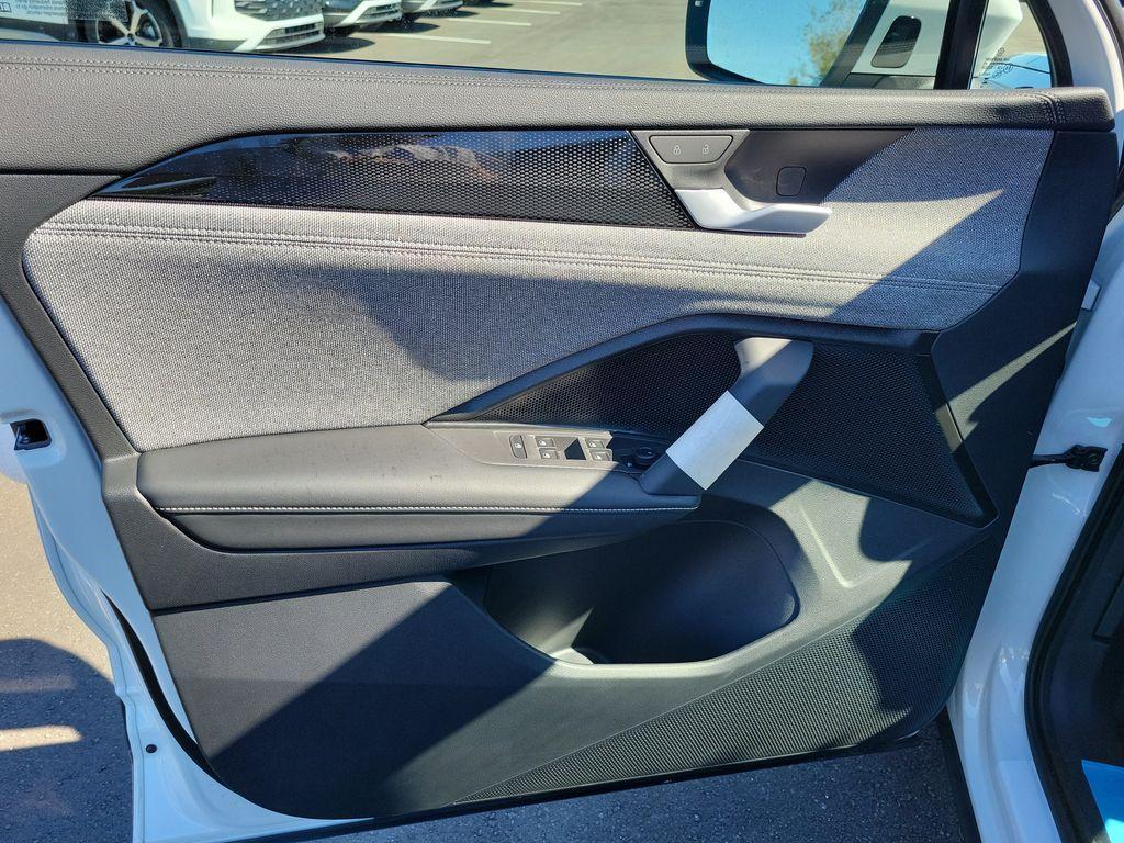 new 2025 Volkswagen Tiguan car, priced at $27,946