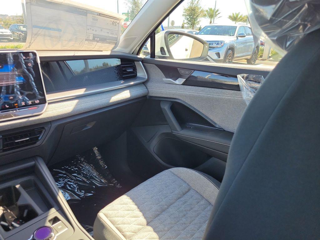 new 2025 Volkswagen Tiguan car, priced at $27,946