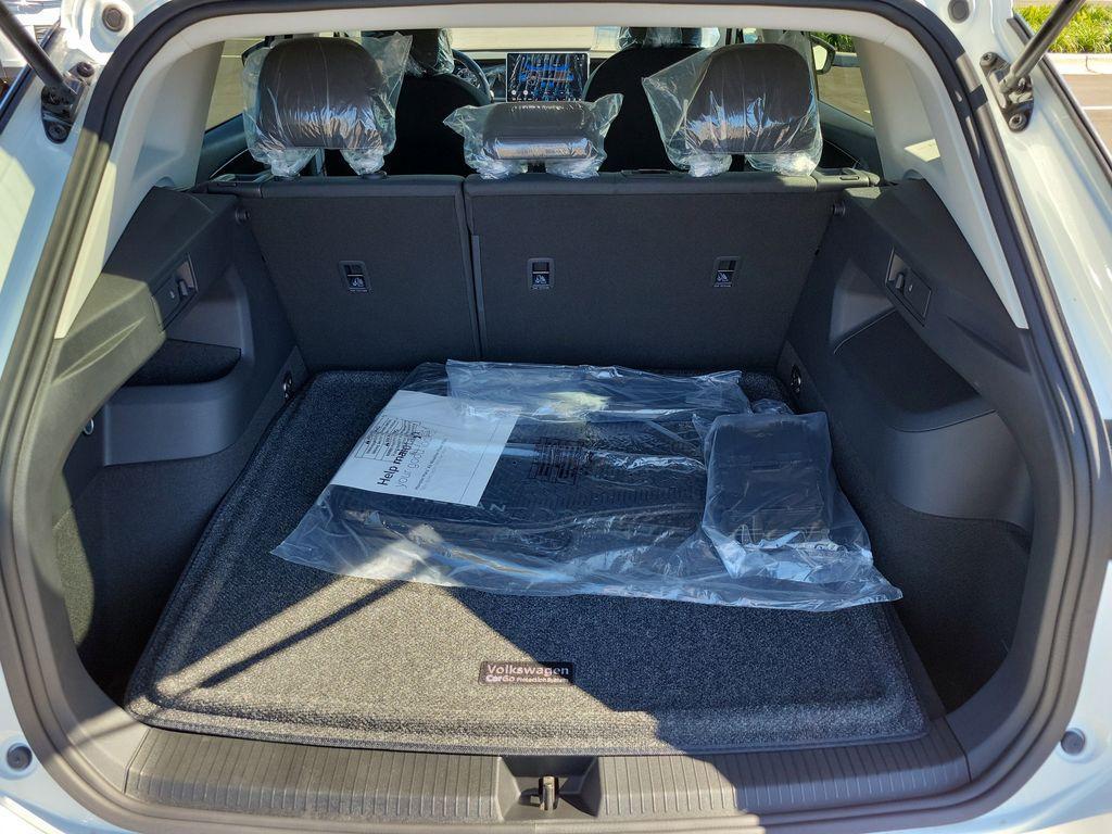 new 2025 Volkswagen Tiguan car, priced at $27,946