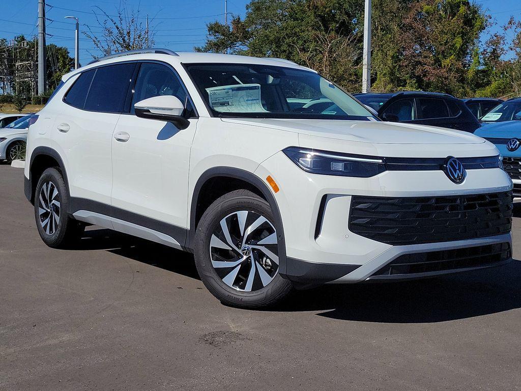 new 2025 Volkswagen Tiguan car, priced at $27,946