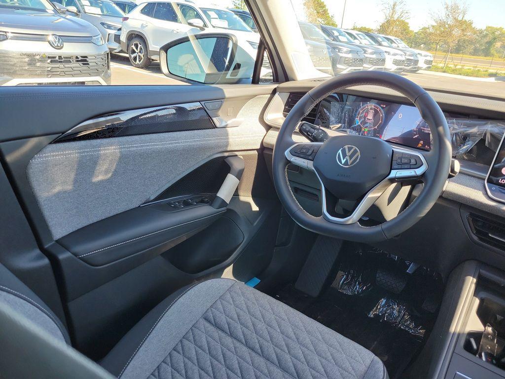 new 2025 Volkswagen Tiguan car, priced at $27,946