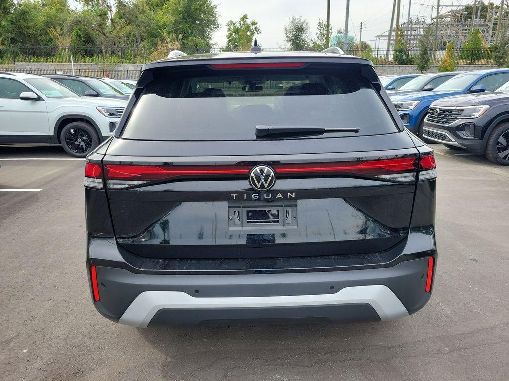 new 2025 Volkswagen Tiguan car, priced at $27,946