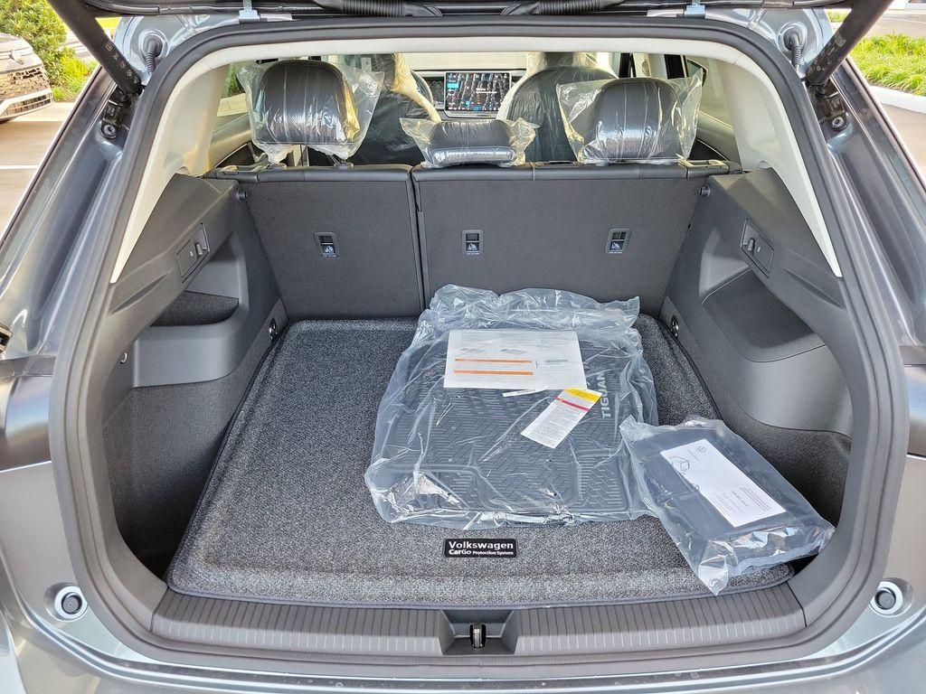 new 2025 Volkswagen Tiguan car, priced at $30,657