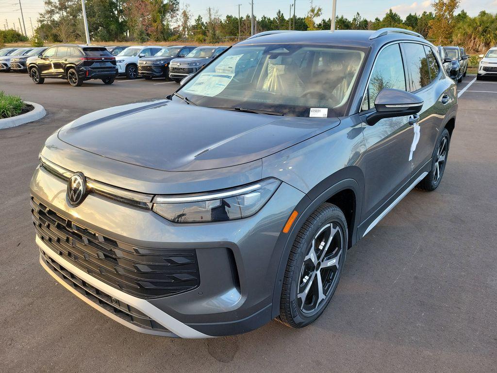 new 2025 Volkswagen Tiguan car, priced at $30,657