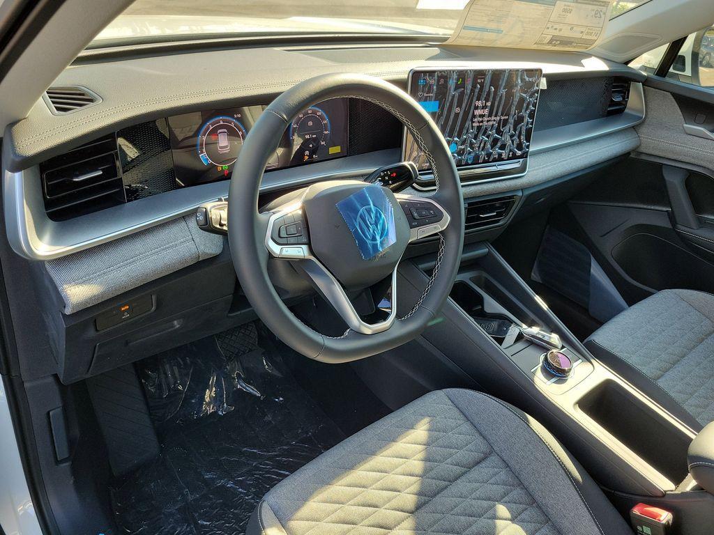 new 2025 Volkswagen Tiguan car, priced at $27,946