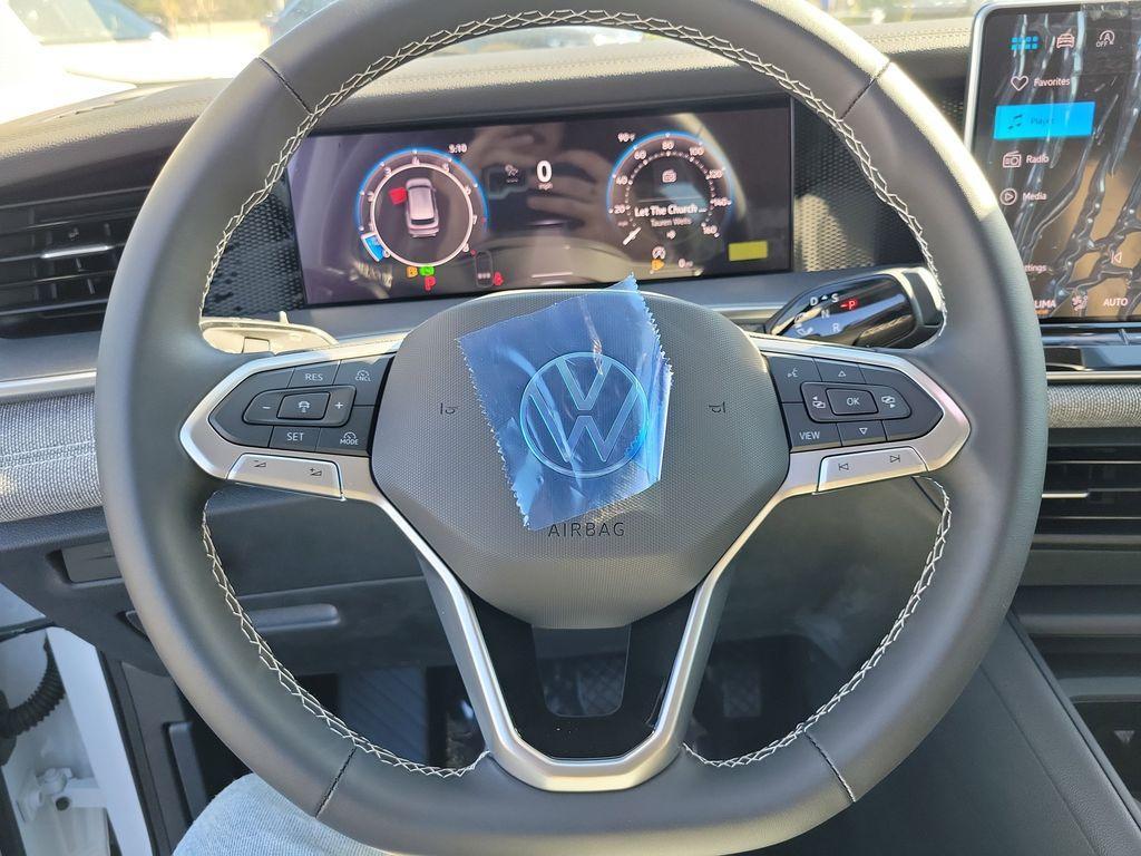 new 2025 Volkswagen Tiguan car, priced at $27,946