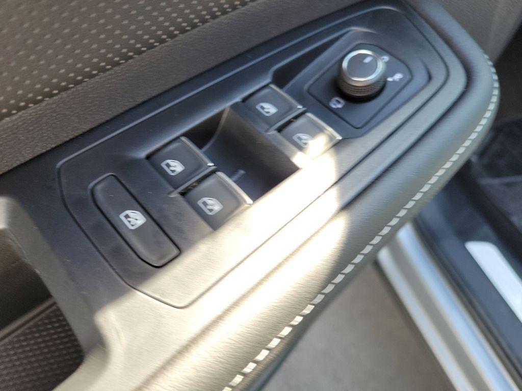 new 2026 Volkswagen Atlas Cross Sport car, priced at $52,569