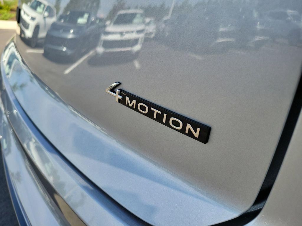 new 2026 Volkswagen Atlas Cross Sport car, priced at $52,569