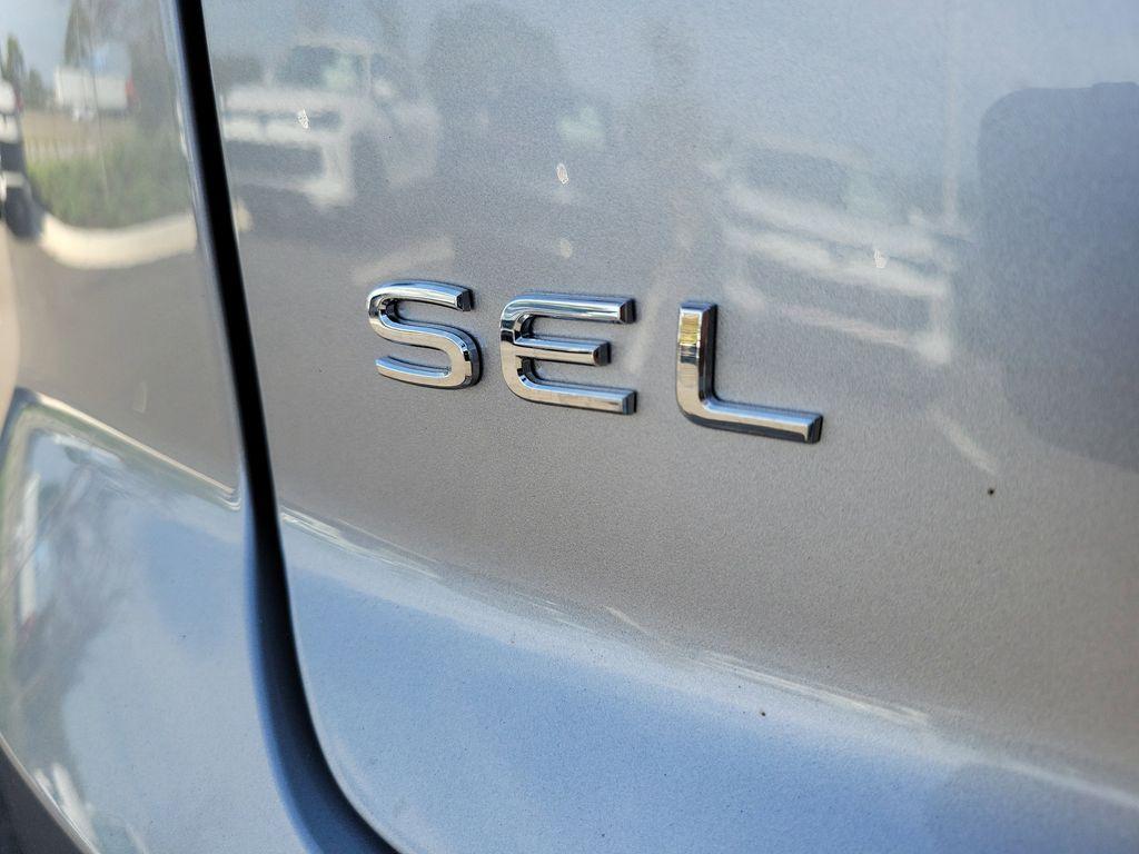 new 2026 Volkswagen Atlas Cross Sport car, priced at $52,569