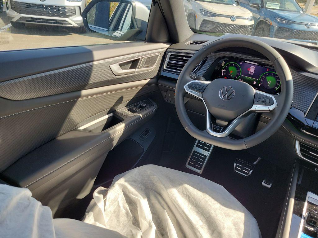 new 2026 Volkswagen Atlas Cross Sport car, priced at $52,569