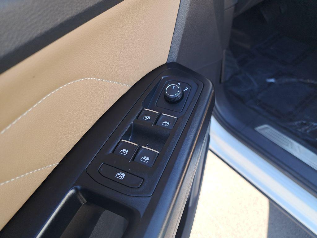 used 2021 Volkswagen Atlas Cross Sport car, priced at $21,995