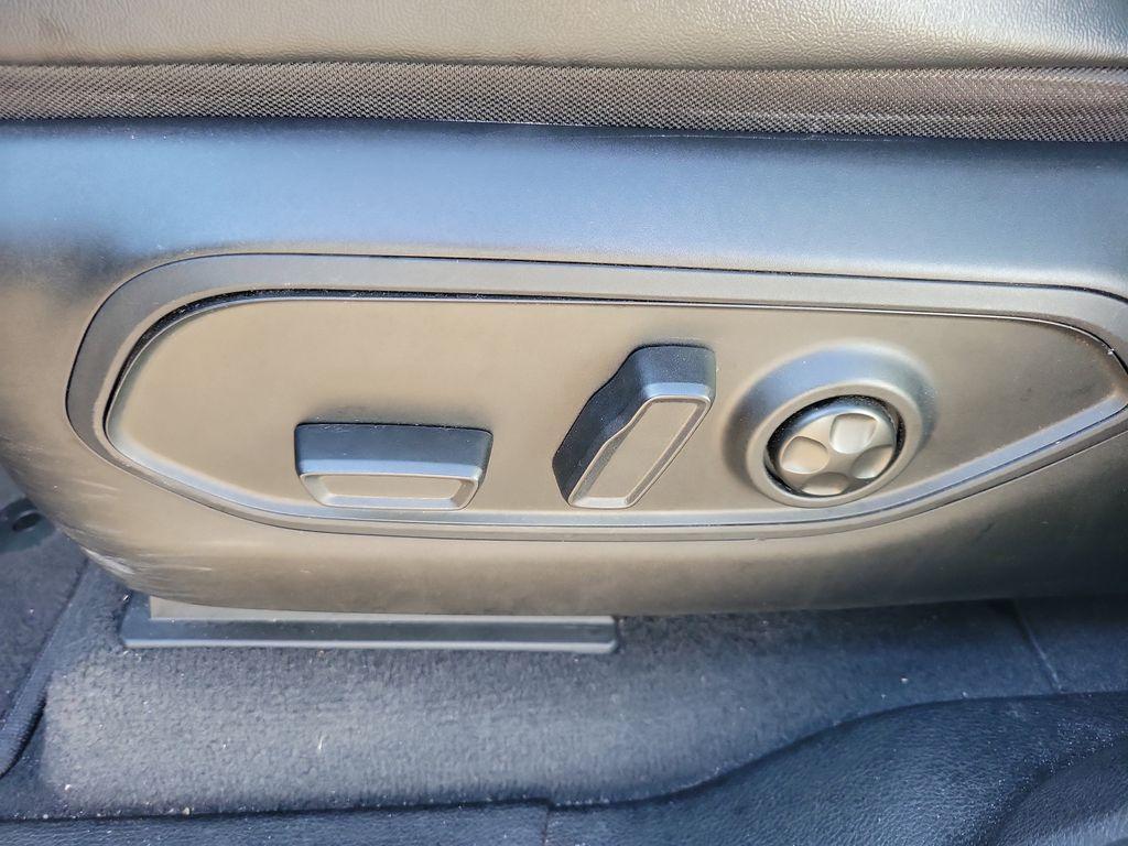 used 2022 Jeep Grand Cherokee L car, priced at $21,495