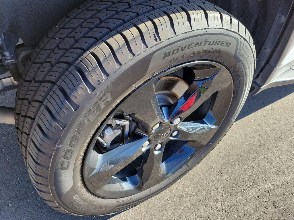 used 2022 Jeep Grand Cherokee L car, priced at $21,495