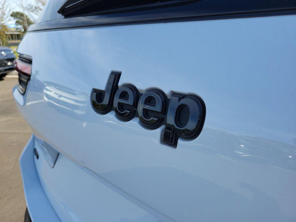 used 2022 Jeep Grand Cherokee L car, priced at $21,495