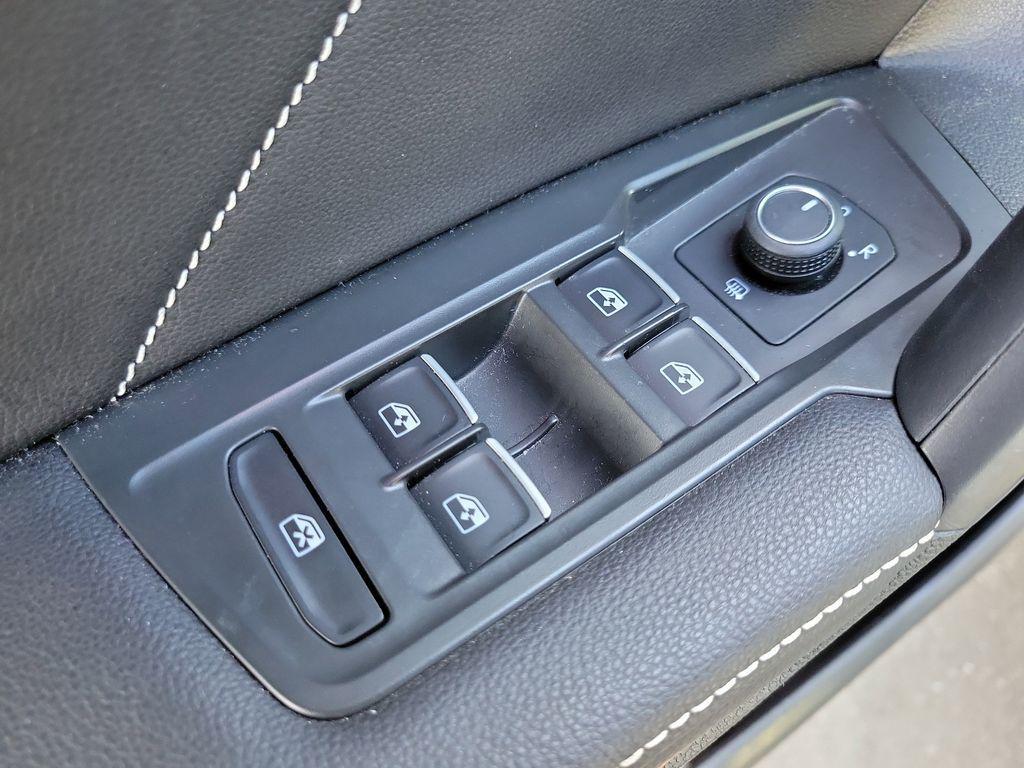 used 2022 Volkswagen Tiguan car, priced at $22,995