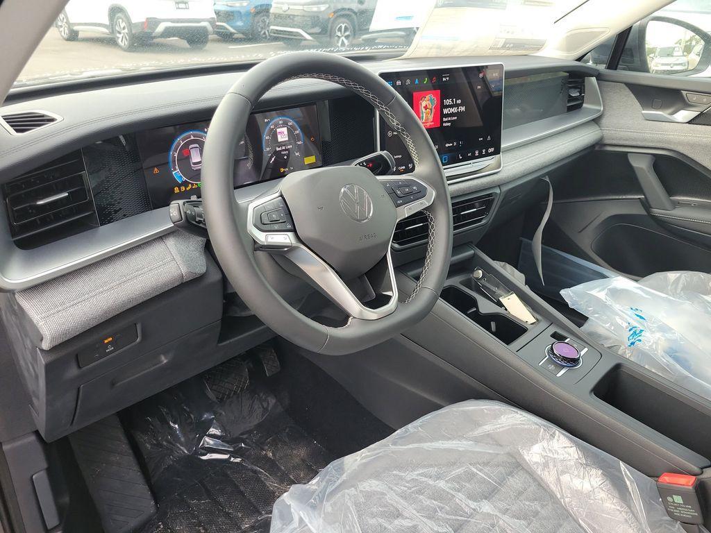 new 2025 Volkswagen Tiguan car, priced at $27,946