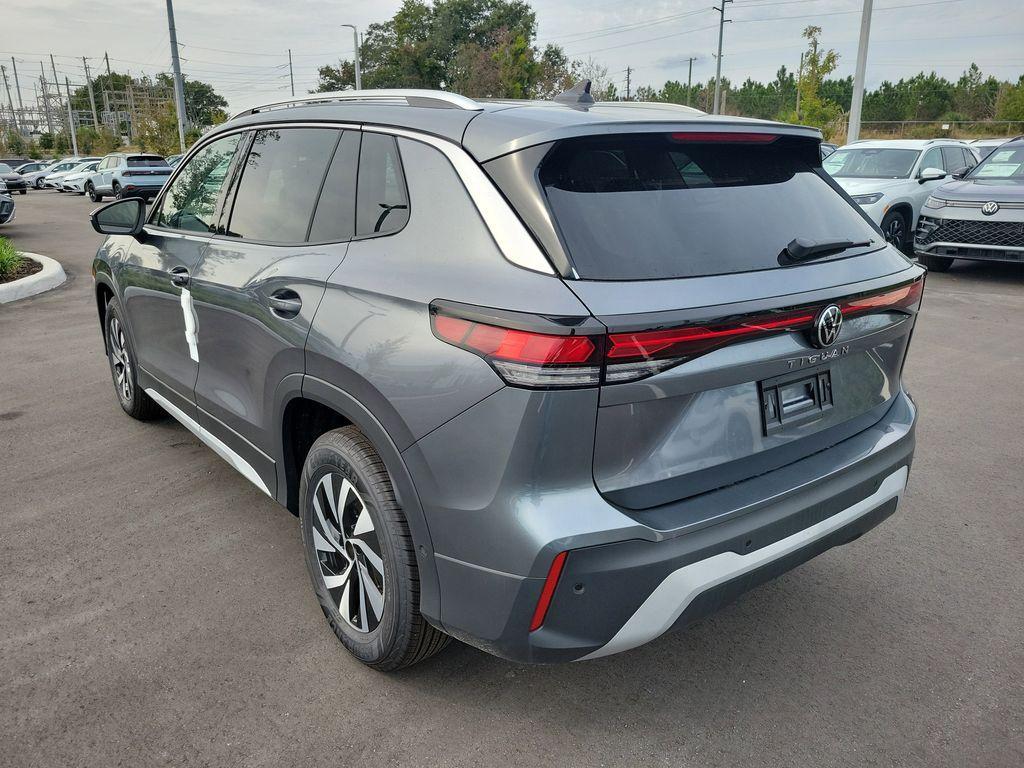new 2025 Volkswagen Tiguan car, priced at $27,946