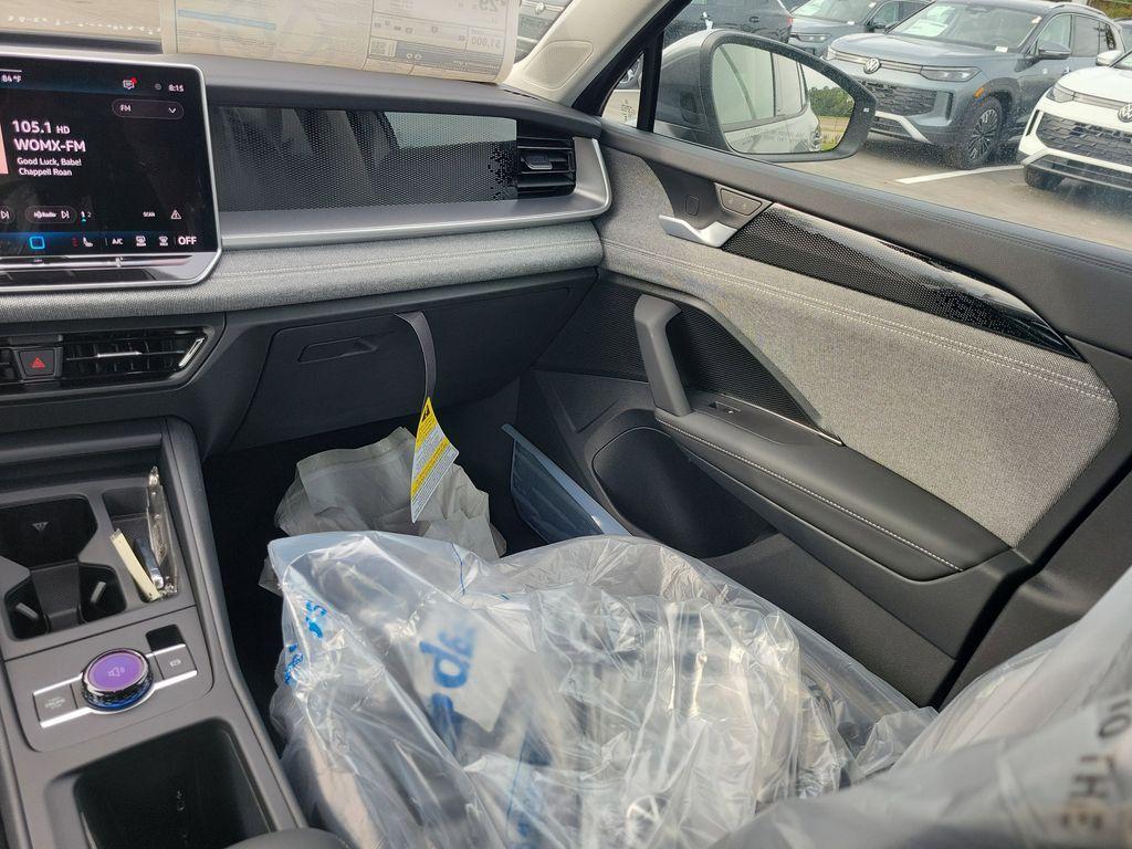 new 2025 Volkswagen Tiguan car, priced at $27,946