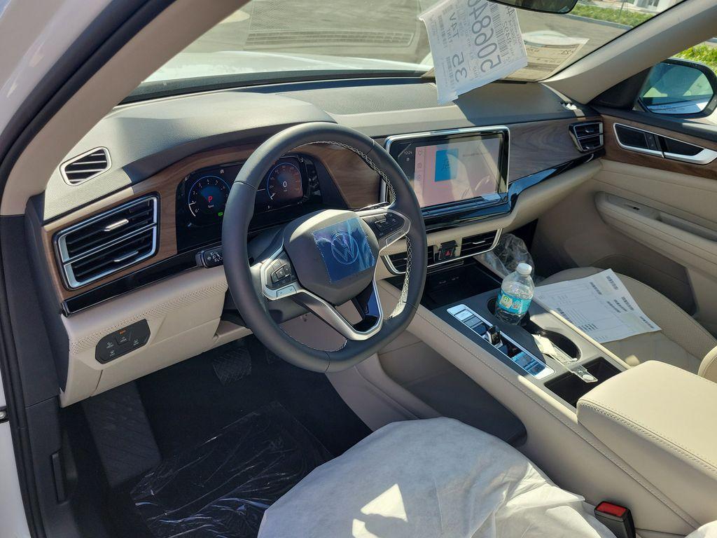 new 2026 Volkswagen Atlas car, priced at $38,668