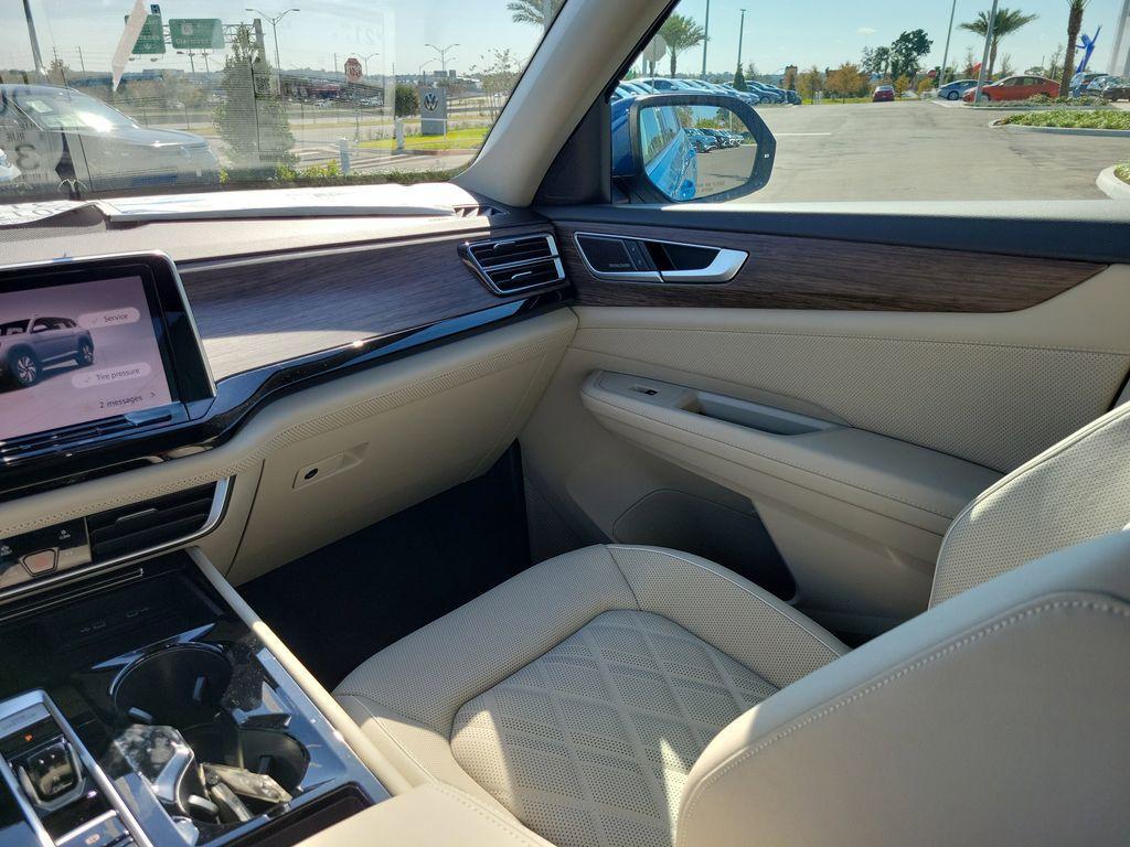 new 2026 Volkswagen Atlas car, priced at $53,644